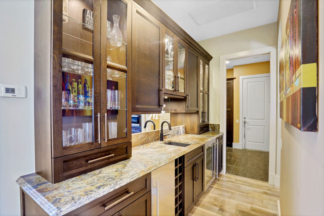 601 Crescent St, Marco Island, FL 34145