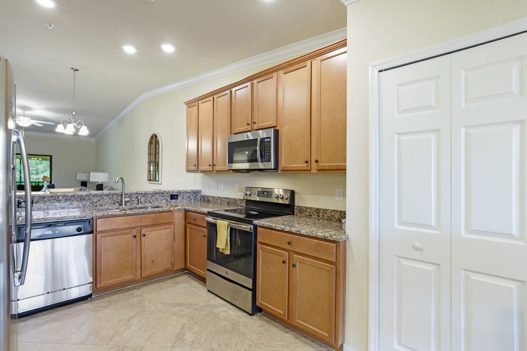 28003 Bridgetown Ct  #5122, Bonita Springs, FL 34135