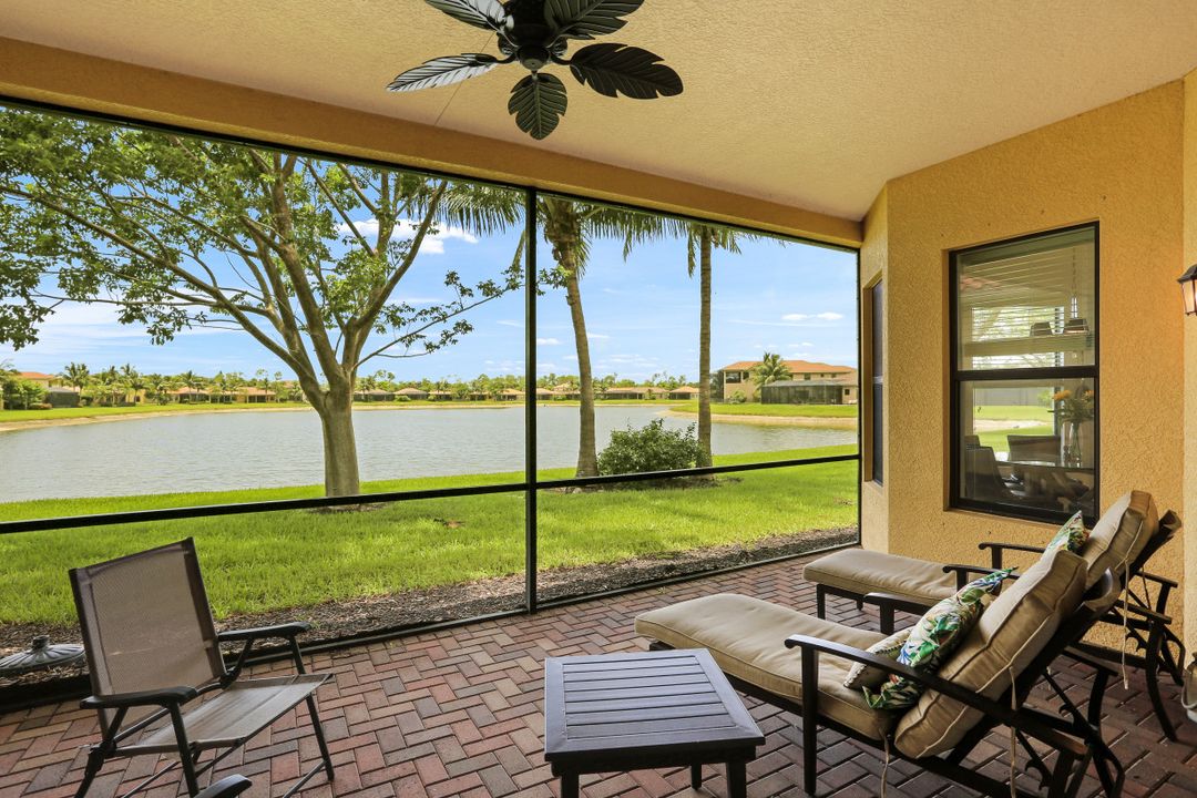 3883 Gibralter Dr, Naples, FL 34119