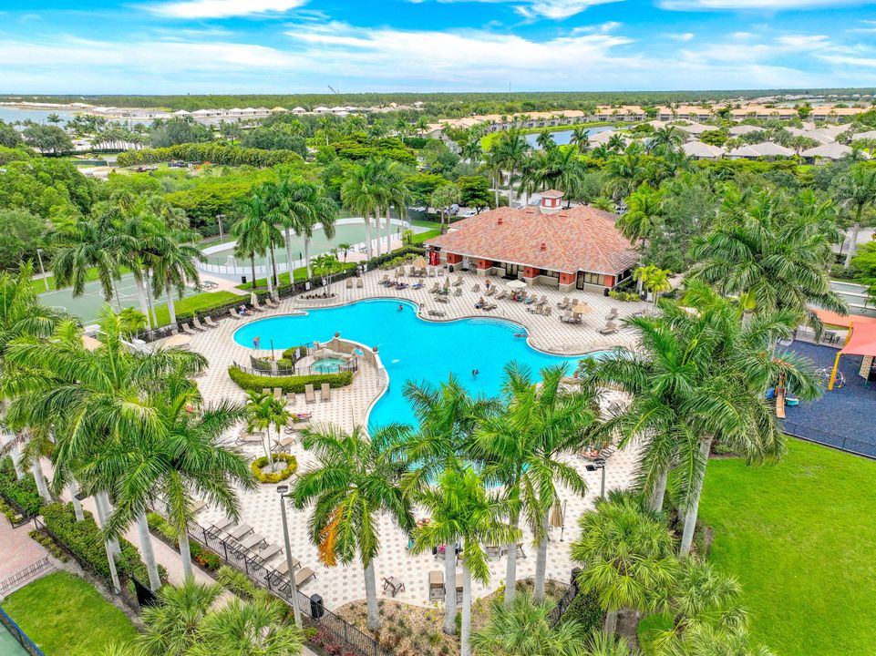 13826 Cleto Dr, Estero, FL 33928