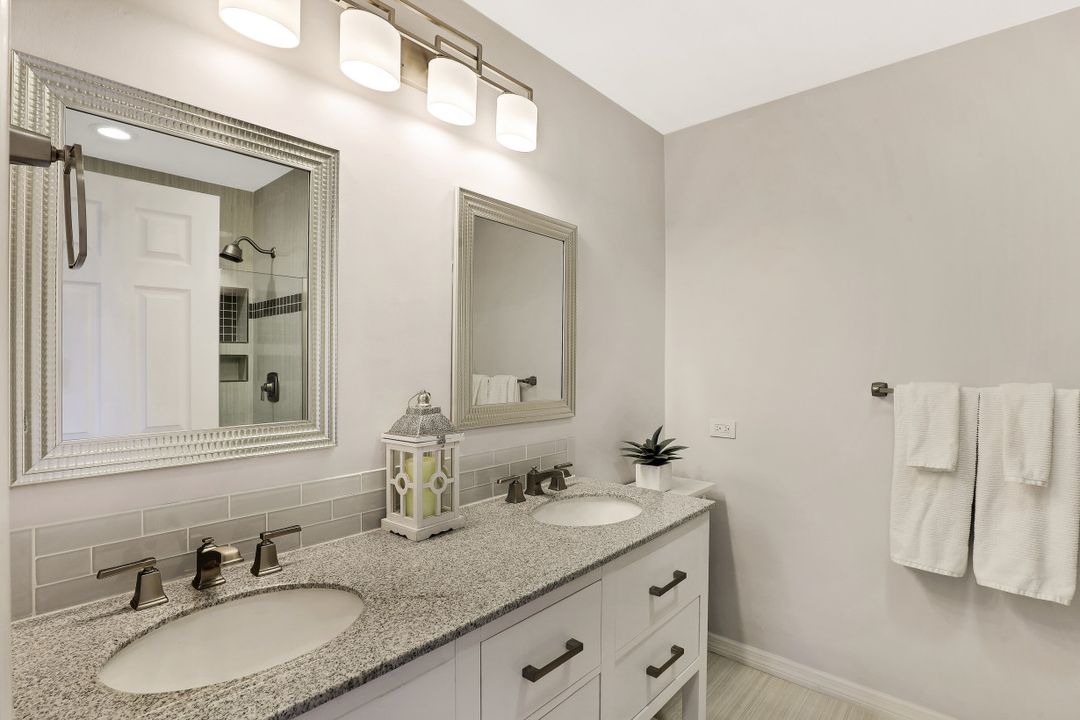 307 Reynolds Ct, Naples, FL 34112