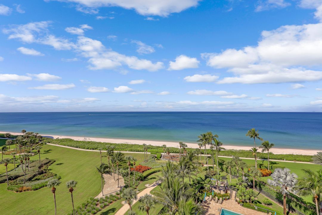 4551 Gulf Shore Blvd N #1003, Naples, FL 34103