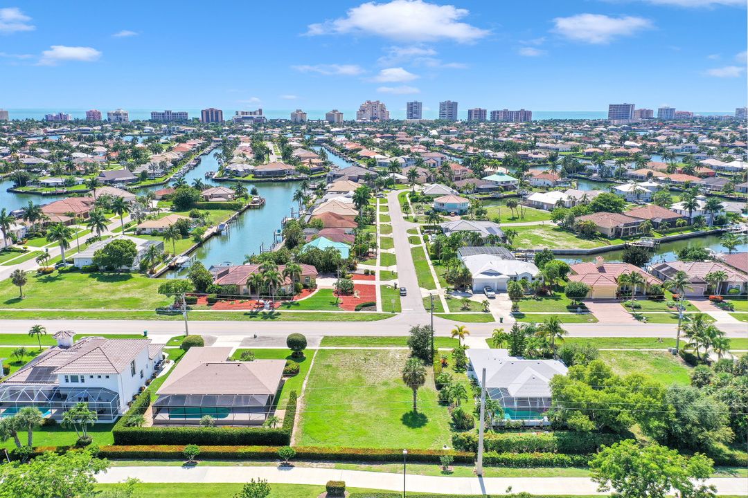 307 S Heathwood Dr, Marco Island, FL 34145