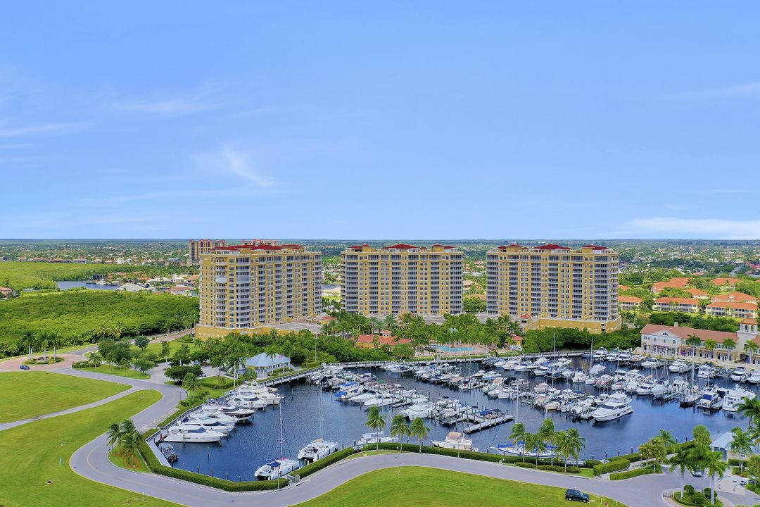 6081 Silver King Blvd #201, Cape Coral, FL 33914