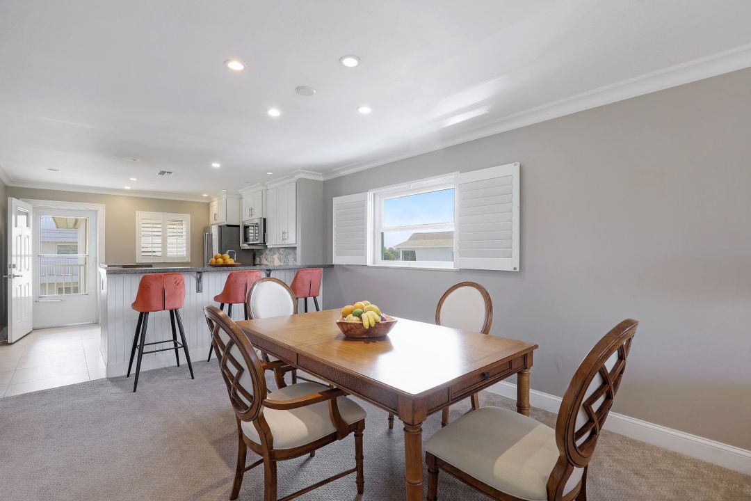 3150 Binnacle Dr #319, Naples, FL 34103