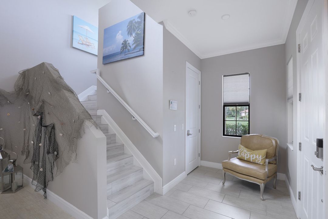 1300 Kendari Terrace, Naples, FL 34113