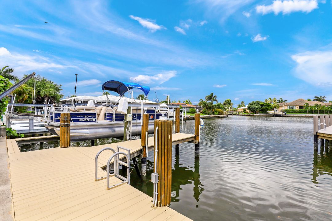 1201 Laurel Ct, Marco Island, FL 34145