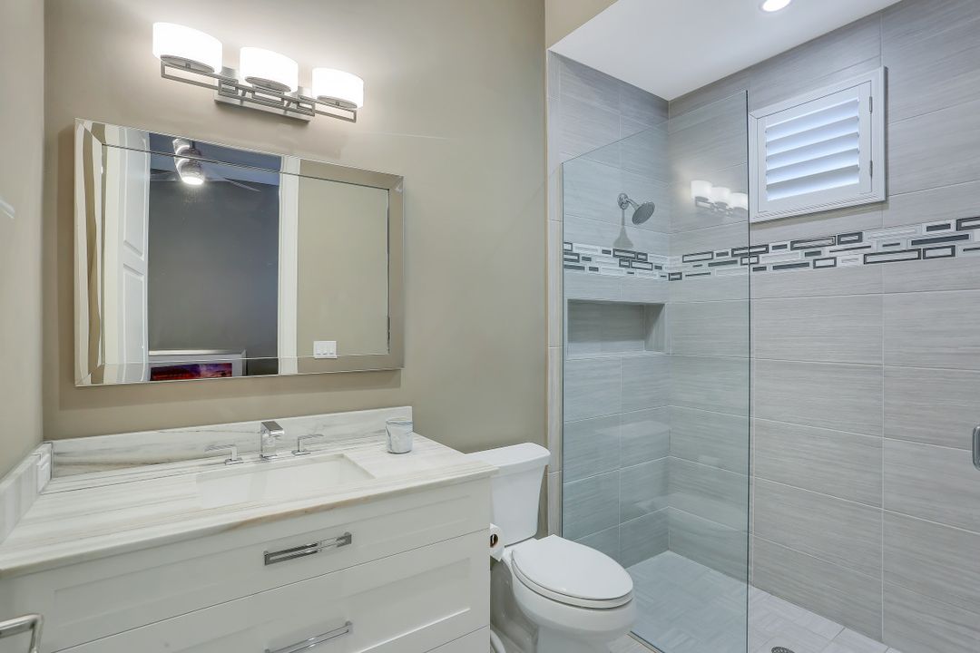 16428 Talis Park Dr, Naples, FL 34110