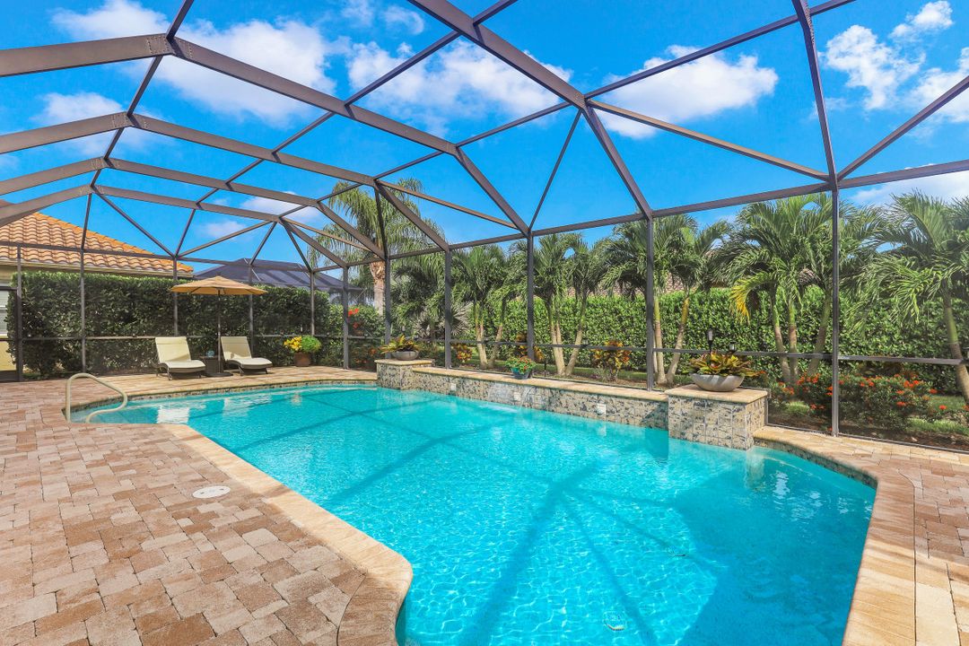 9365 Slate Ct, Naples, FL 34120