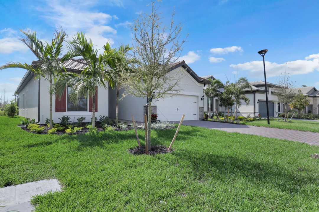 19080 Marquesa Dr, Fort Myers, FL 33913