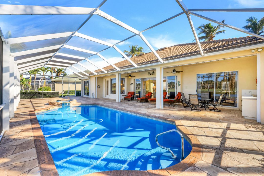 16165 Edgemont Dr, Fort Myers, FL 33908