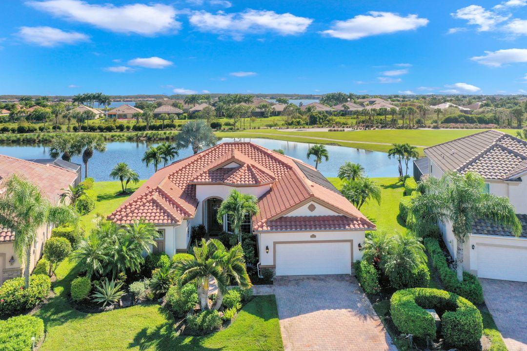 9661 Cobalt Cove Cir, Naples, FL 34120