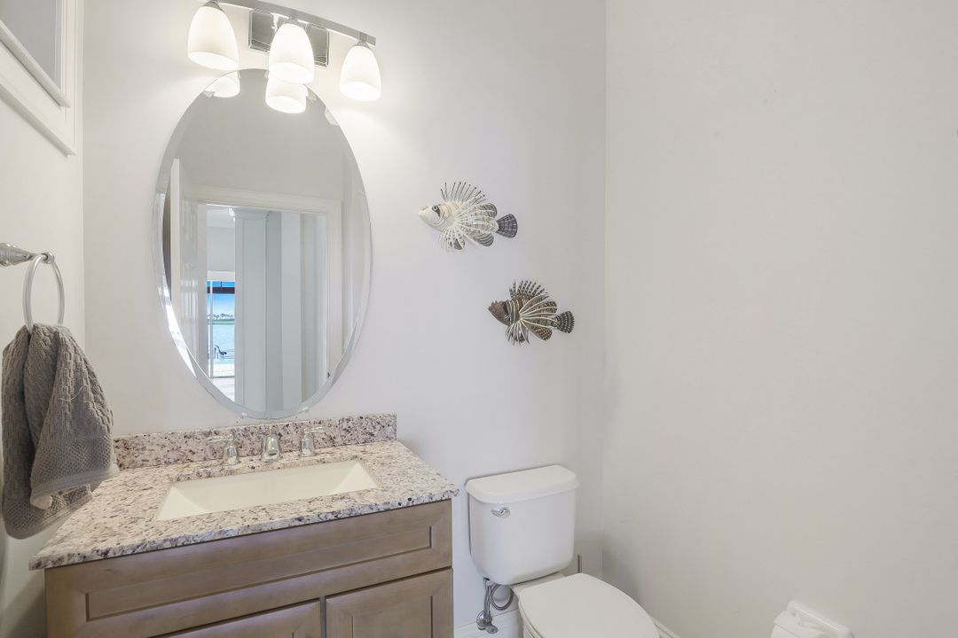 8826 Spinner Cove Ln, Naples, FL 34120