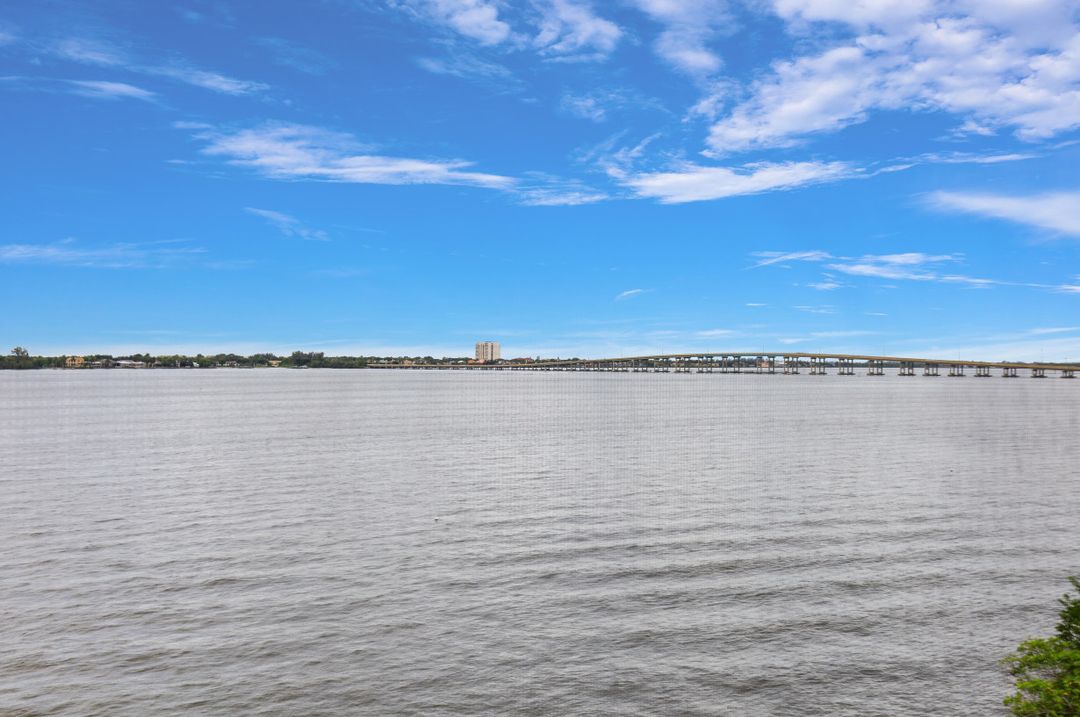 4235 SE 20th Pl #B305, Cape Coral, FL 33904