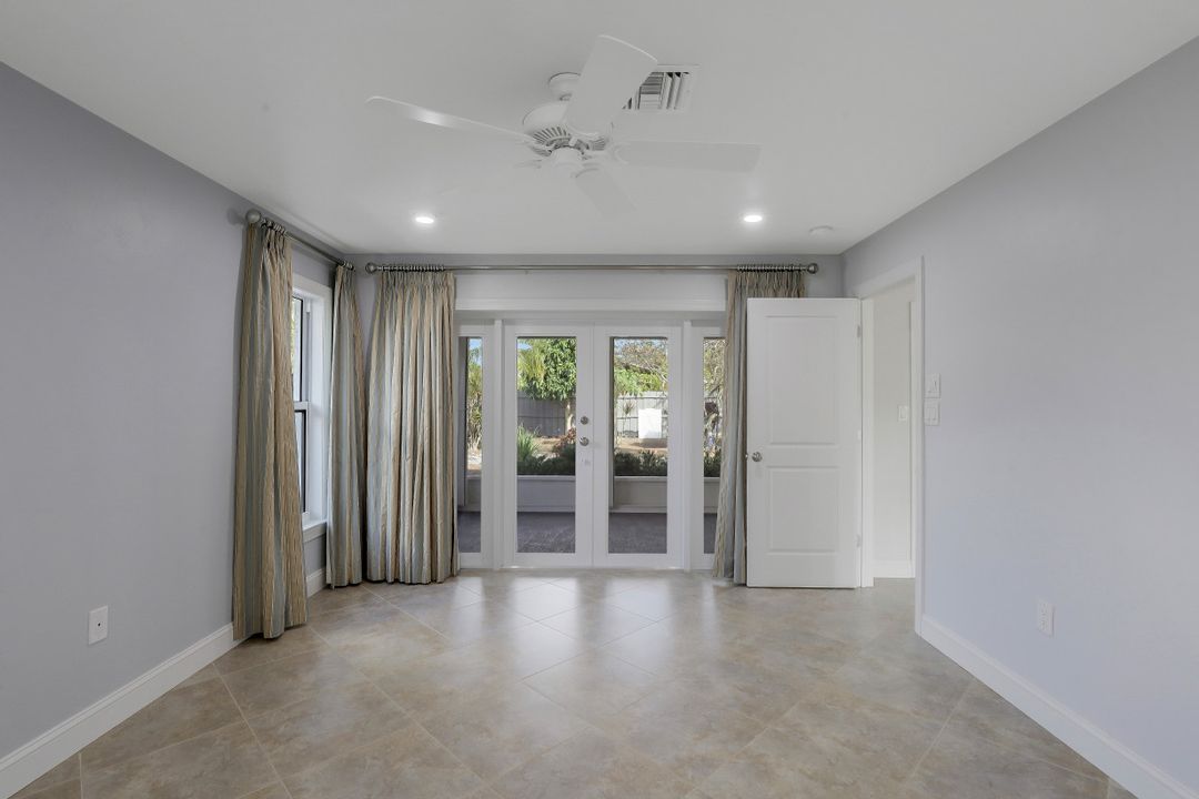 128 Coral Vine Dr, Naples, FL 34110