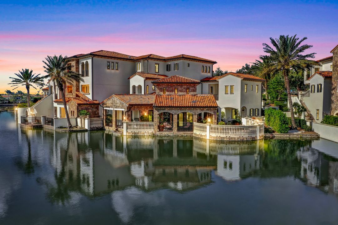 16653 Toscana Cir #701, Naples, FL 34110