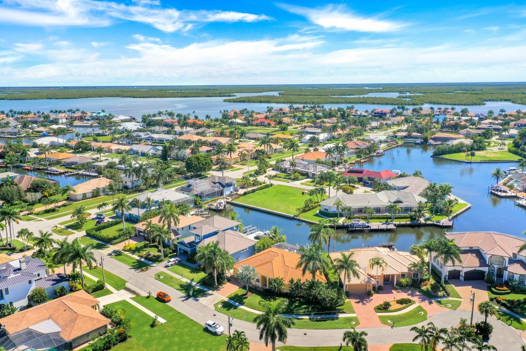 171 Geranium Ct, Marco Island, FL 34145