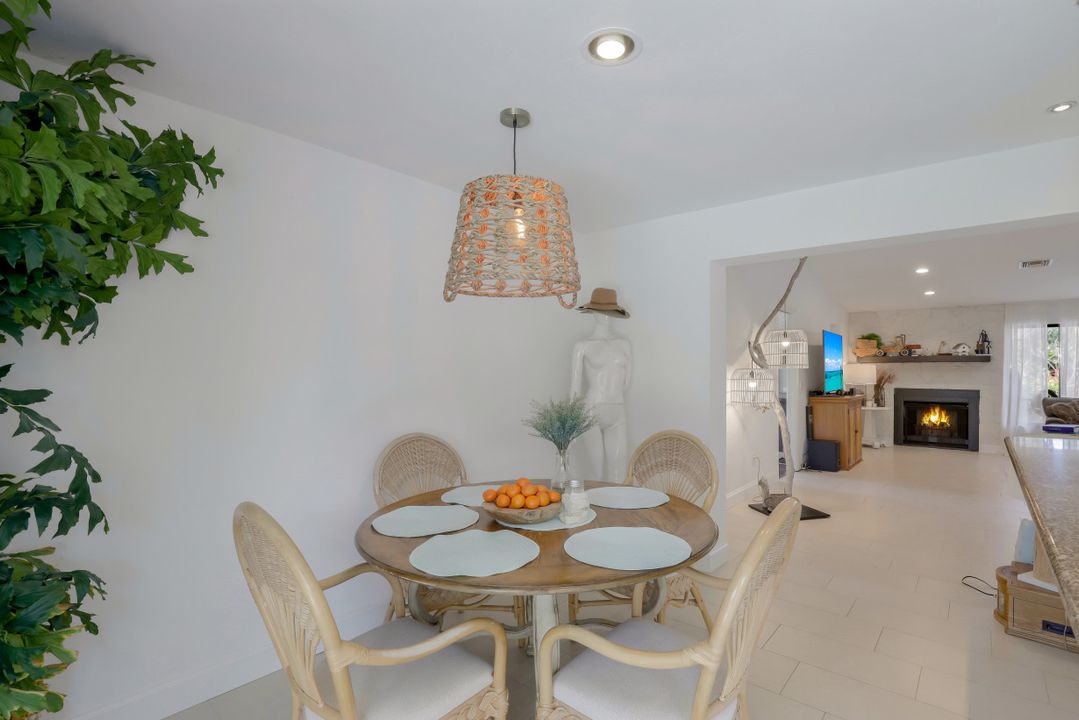 6640 Trail Blvd, Naples, FL 34108