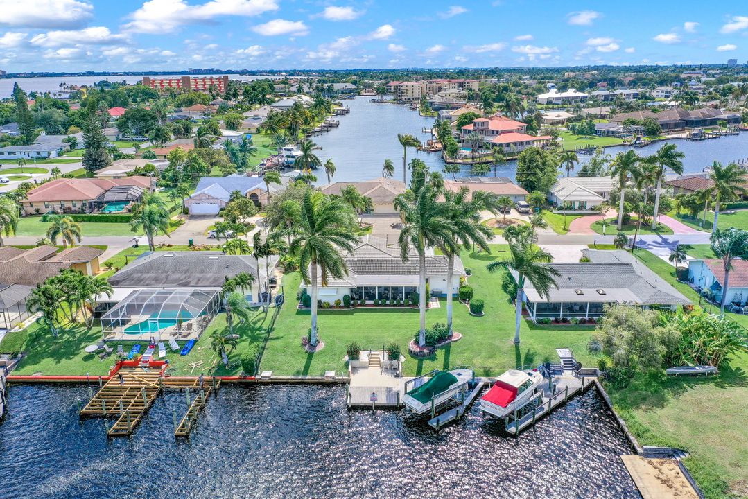 1923 SE 45th St, Cape Coral, FL 33904