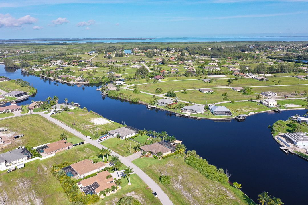 3519 NW 21st Terrace, Cape Coral, FL 33993