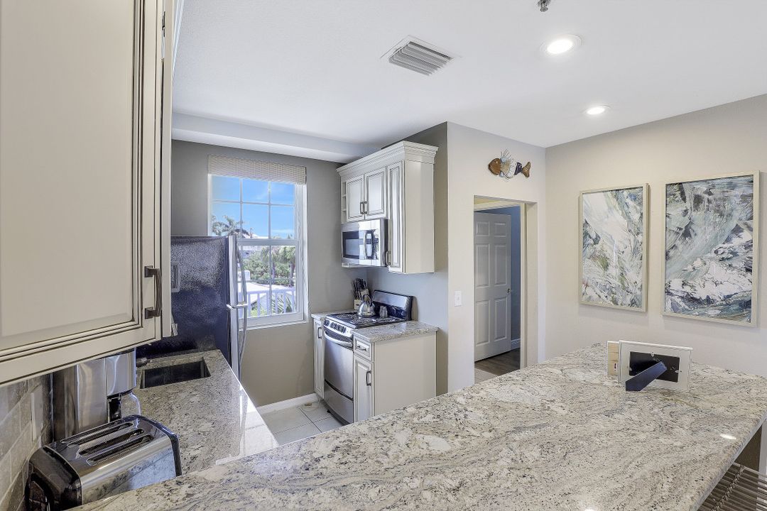 160 Palm St #302, Marco Island, FL 34145