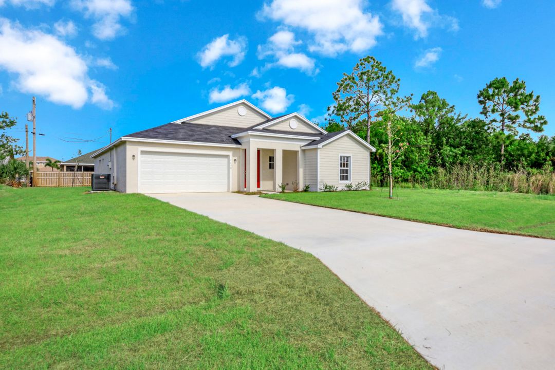 1638 Paddock St, Port St. Lucie, FL 34987