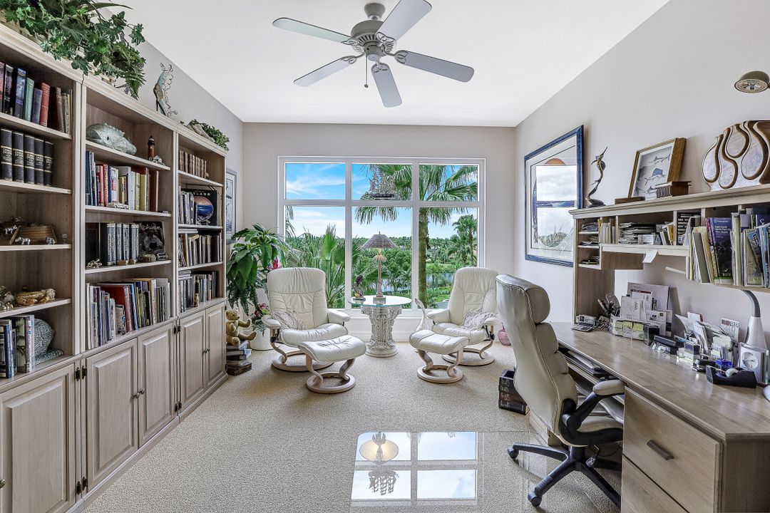 6081 Silver King Blvd #201, Cape Coral, FL 33914