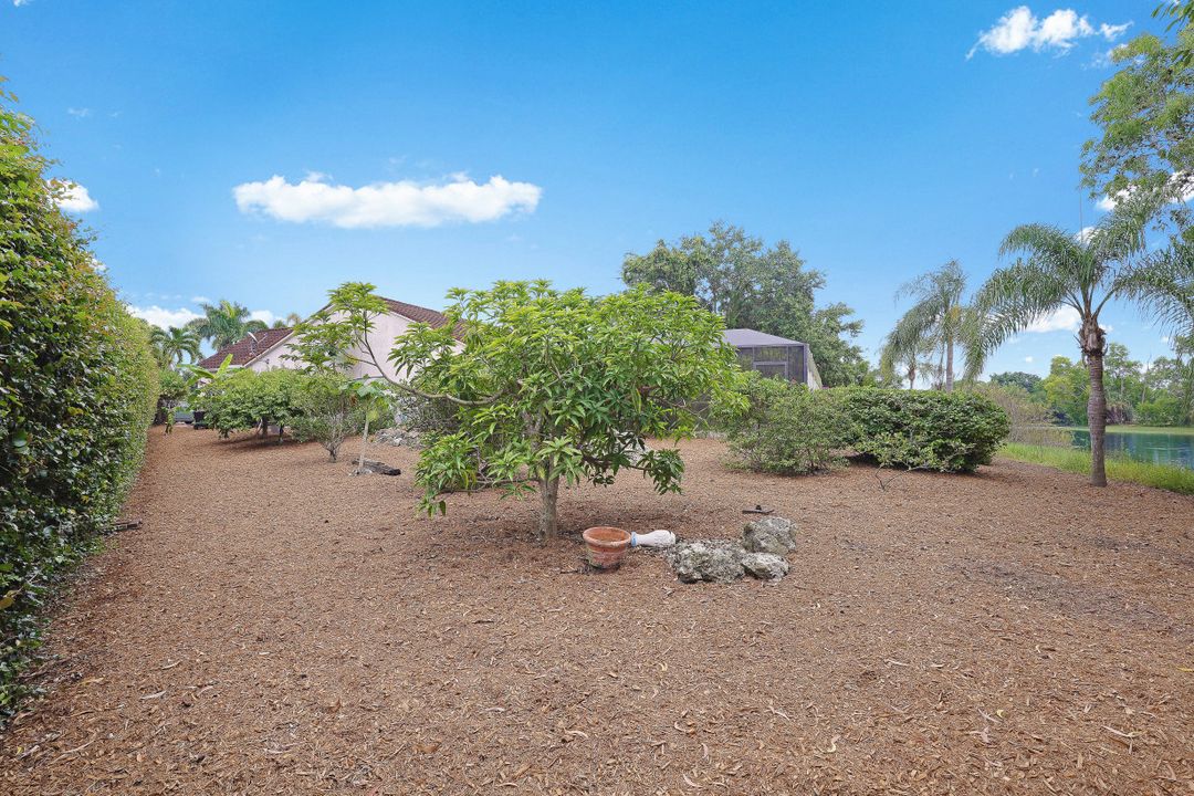 115 Plantation Cir, Naples, FL 34104