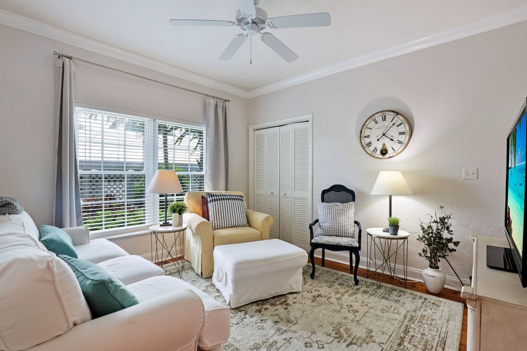 5897 Chanteclair Dr #313, Naples, FL 34108