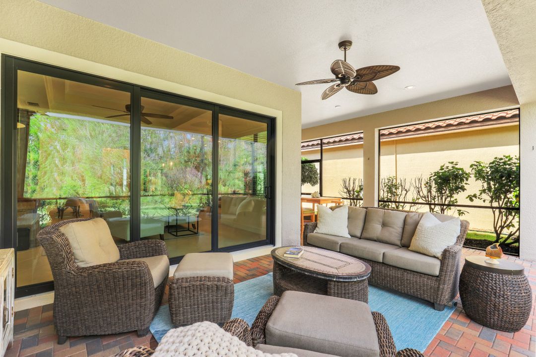 9345 Isla Bella Cir, Bonita Springs, FL 34135