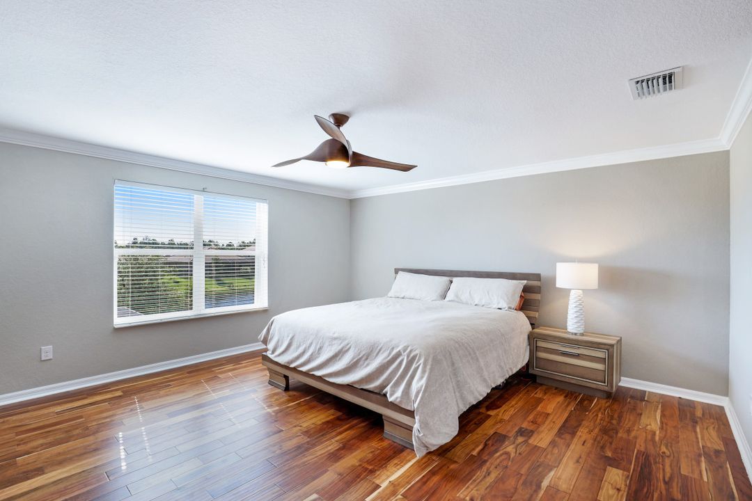 2262 Vermont Ln, Naples, FL 34120