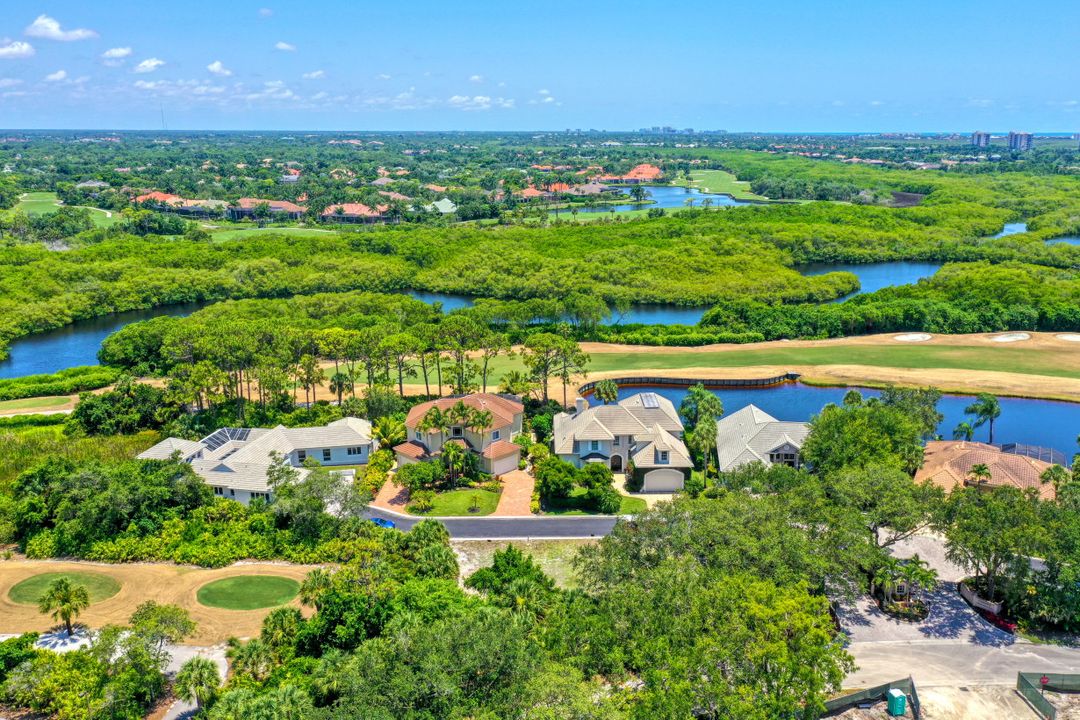 25350 Goldcrest Dr, Bonita Springs, FL 34134