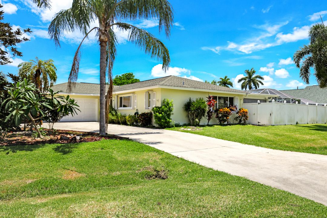 3312 SE 22nd Pl, Cape Coral, FL 33904