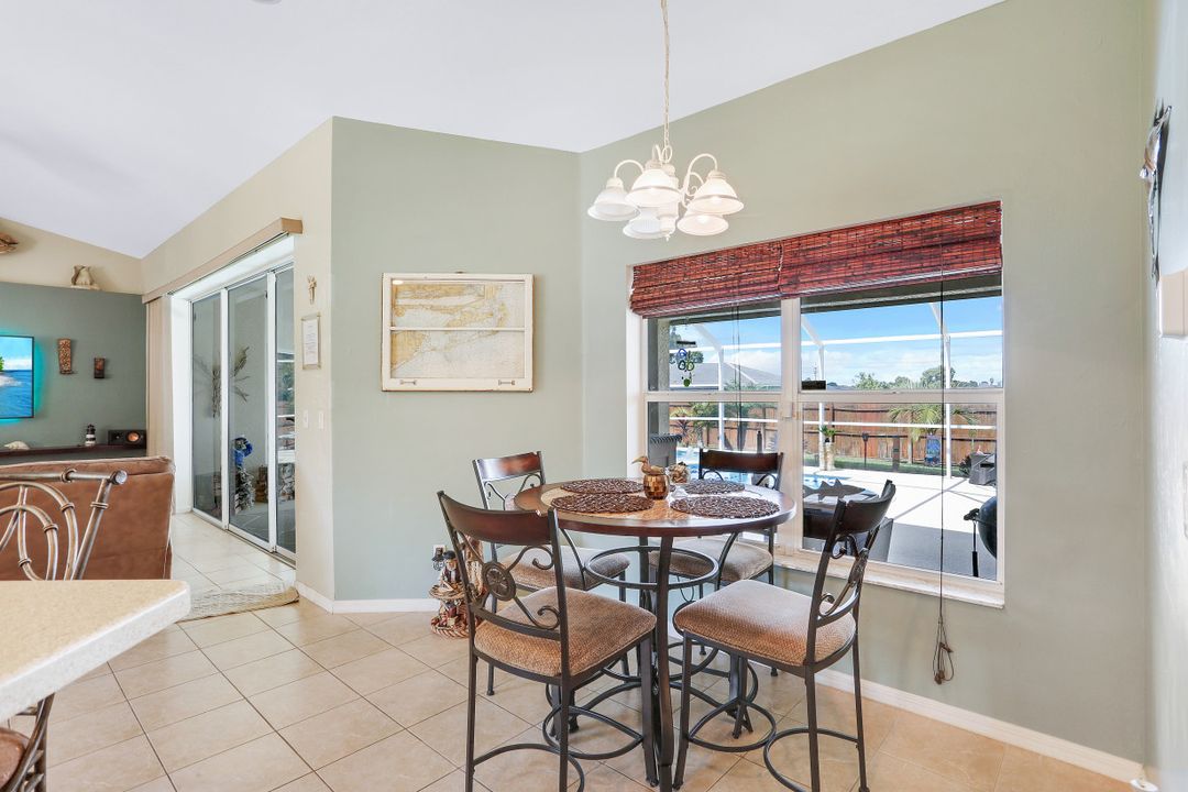 321 NE 10th Terrace, Cape Coral, FL 33909