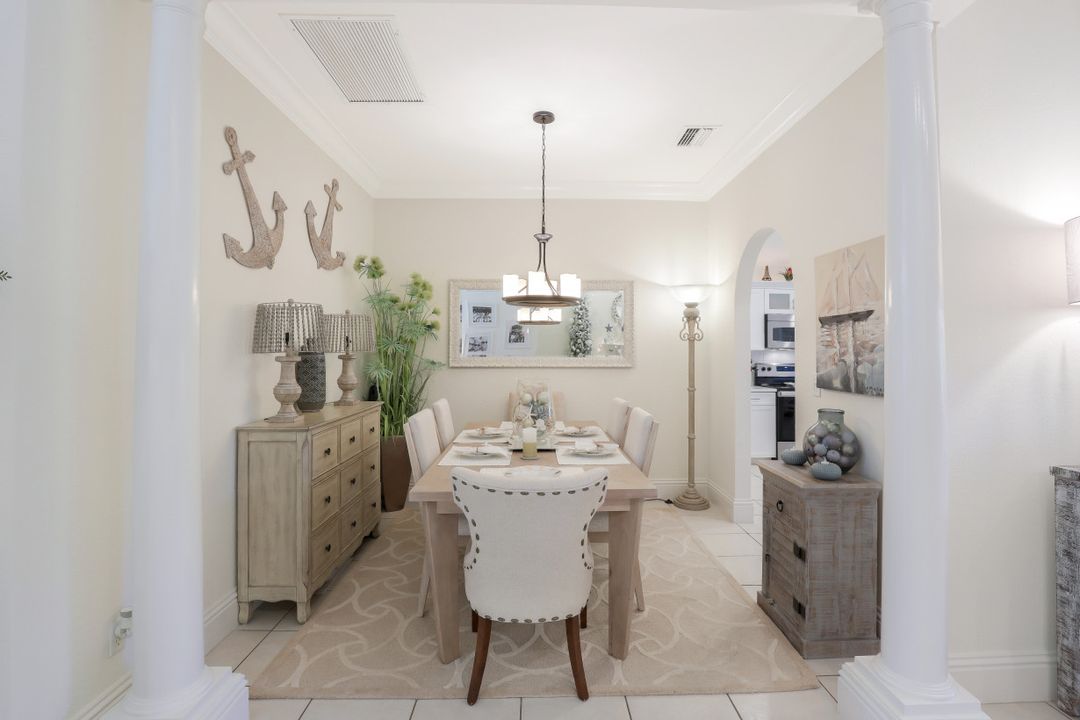 7008 Burnt Sienna Cir, Naples, FL 34109