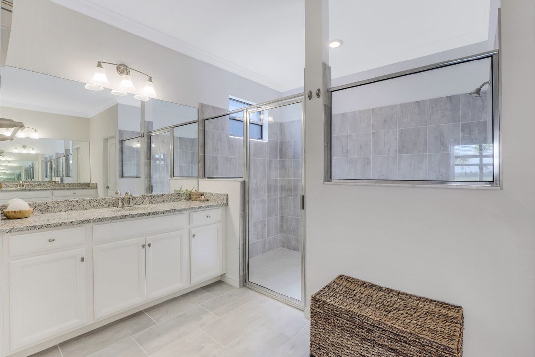 19732 Beechcrest Pl, Estero, FL 33913