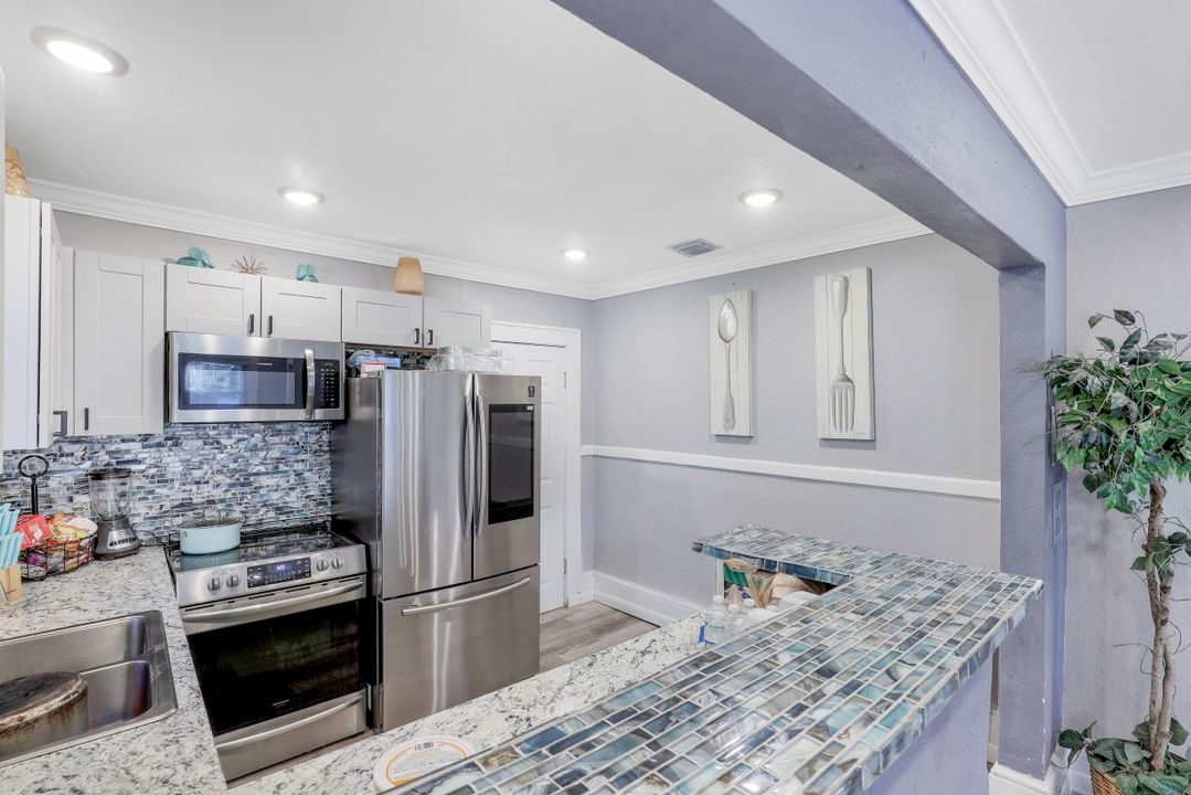 1121 Rose Ave, Fort Myers, FL 33916
