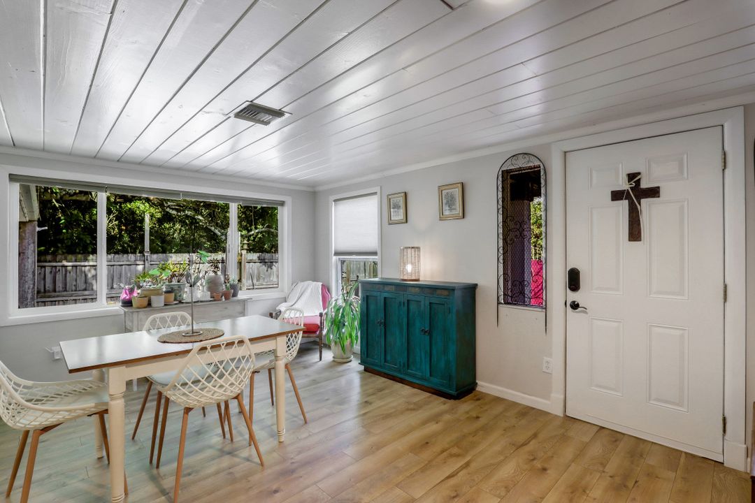 9520 Corkscrew Rd, Estero, FL 33928