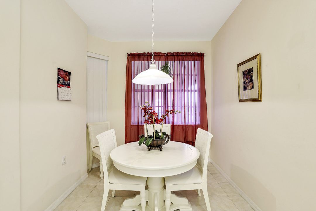 4864 Hampshire Ct #303, Naples, FL 34112