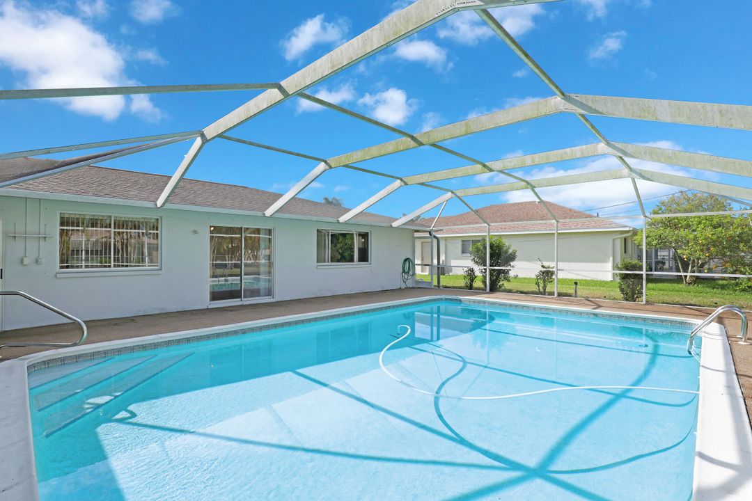 1409 SE 21st Terrace, Cape Coral, FL 33990