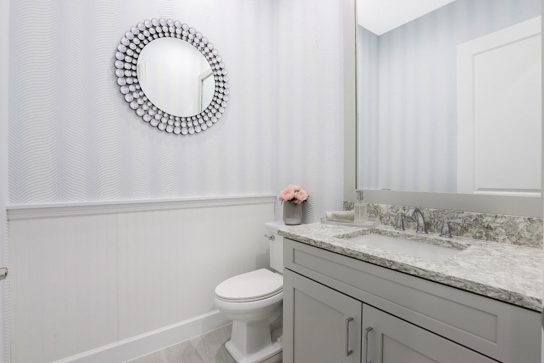 9308 Tulipano Ter, Naples, FL 34119