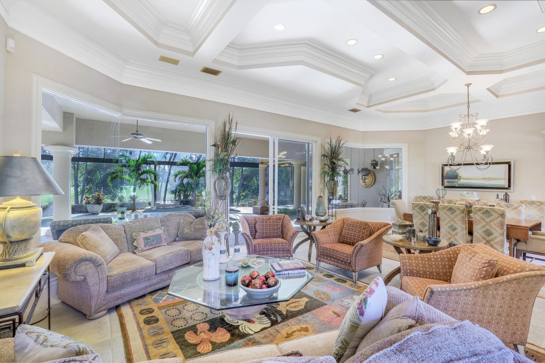 2904 Indigobush Way, Naples, FL 34105