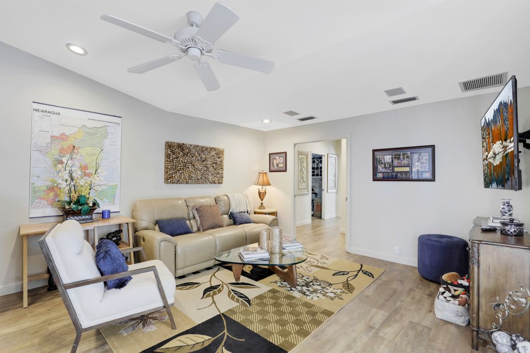 6080 Cypress Hollow Way, Naples, FL 34109