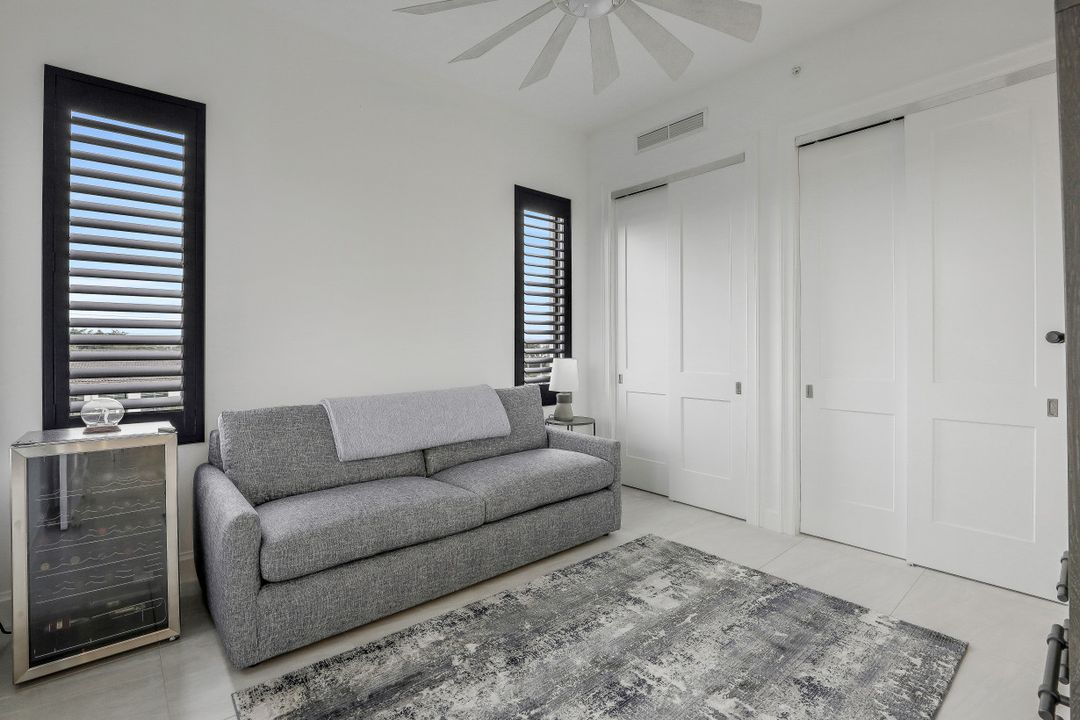 1111 Central Ave #416, Naples, FL 34102