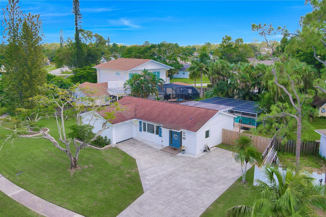 2824 Poinciana St, Naples, FL 34105