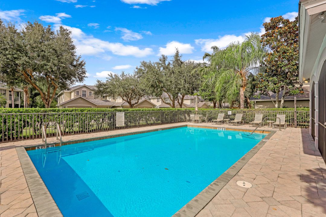 7122 Blue Juniper Ct #101, Naples, FL 34109