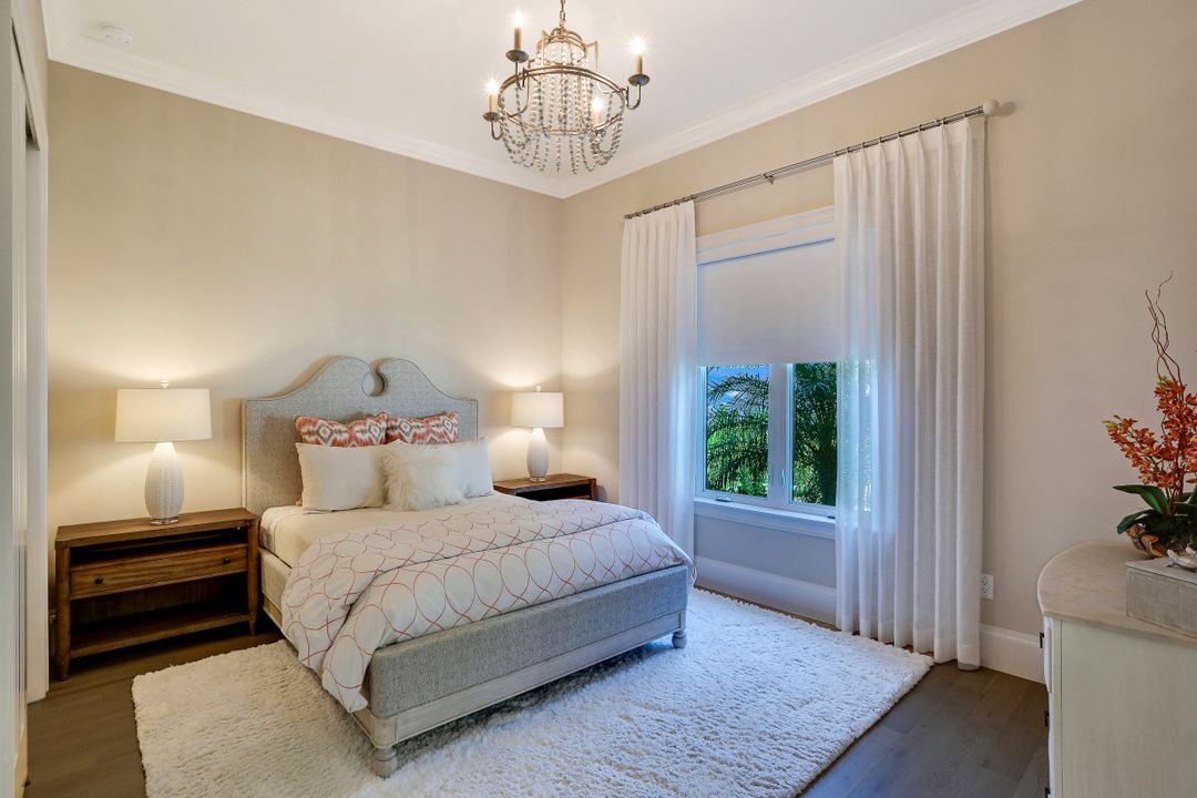 10530 Via Torino Way, Miromar Lakes, FL 33913
