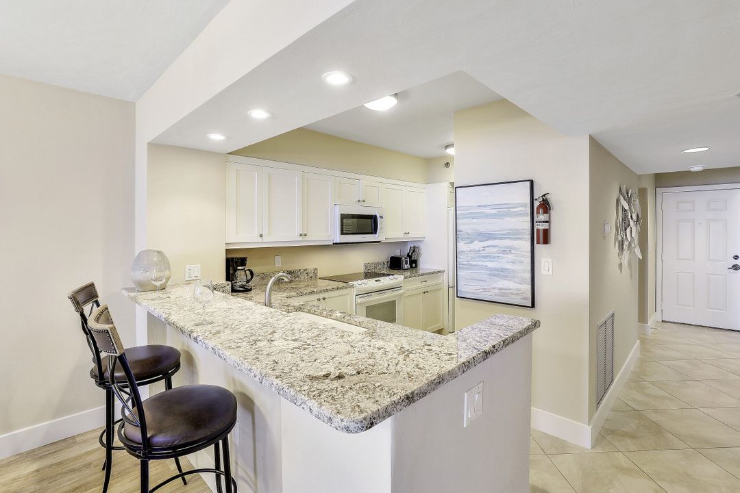 780 S Collier Blvd #402, Marco Island, FL 34145