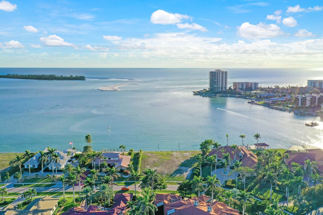 1355 Caxambas Ct, Marco Island, FL 34145