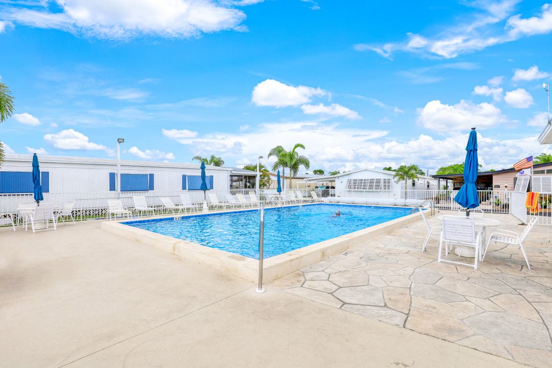 55 Palos Dr #55, Naples, FL 34104